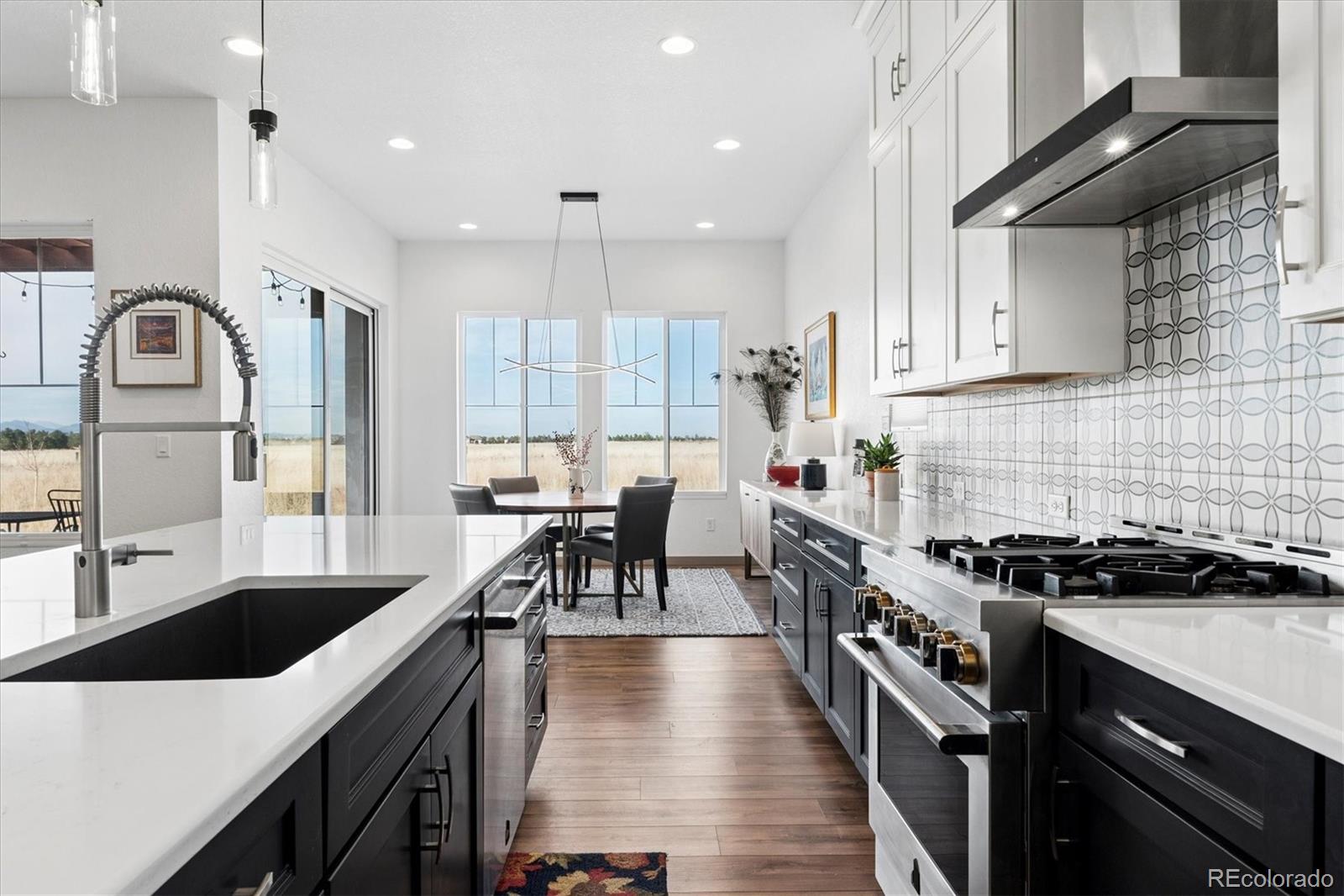 9505 Autumn Moon Avenue