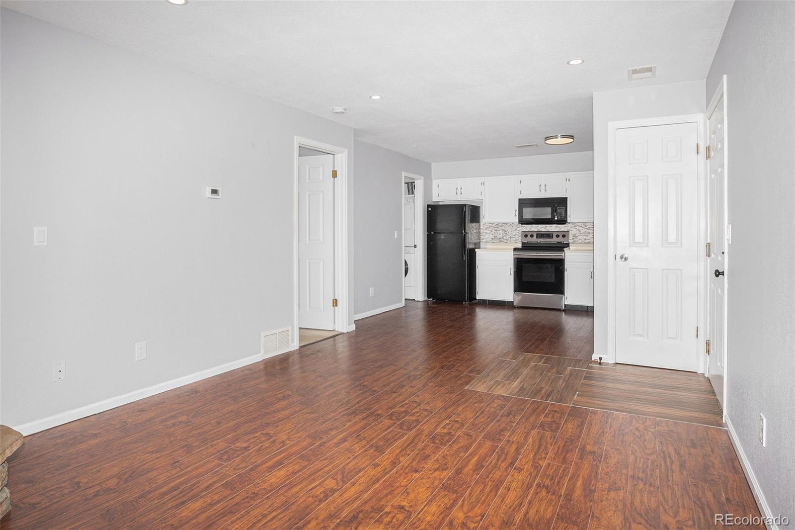 3600 S Pierce Street 2-201, Lakewood, CO, 80235 3 3600 S Pierce Street 2-201