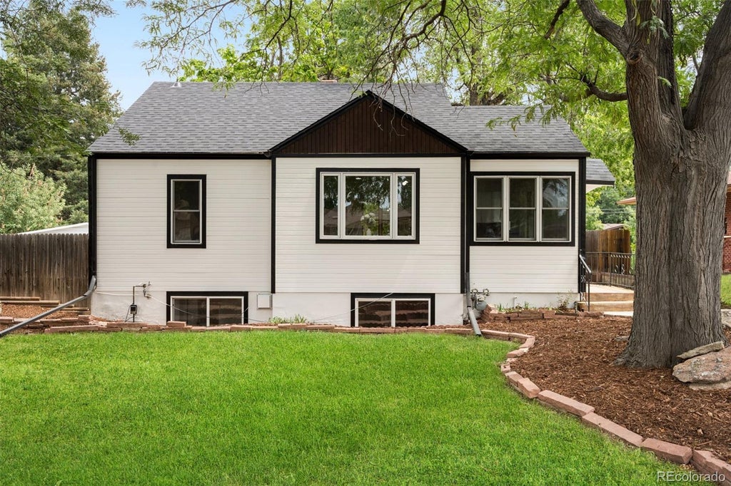 Photo of 4786 Teller Street, Wheat Ridge, CO 80033 (MLS # 8918640)