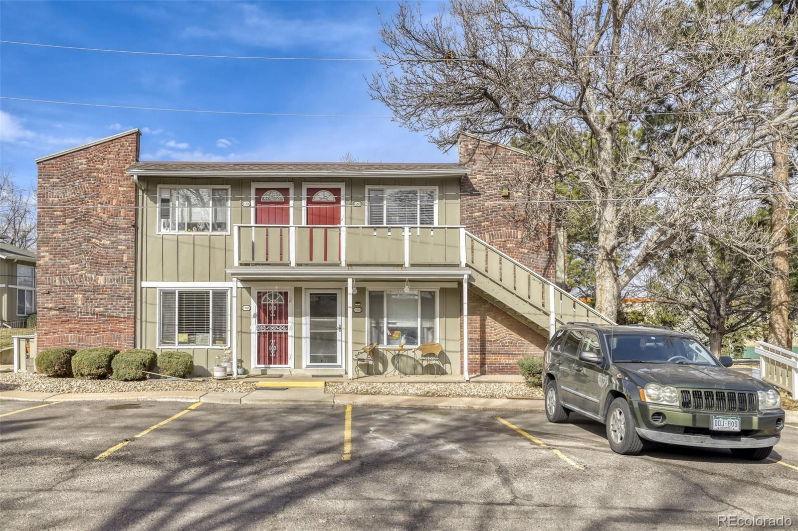 857 S Van Gordon Court I204