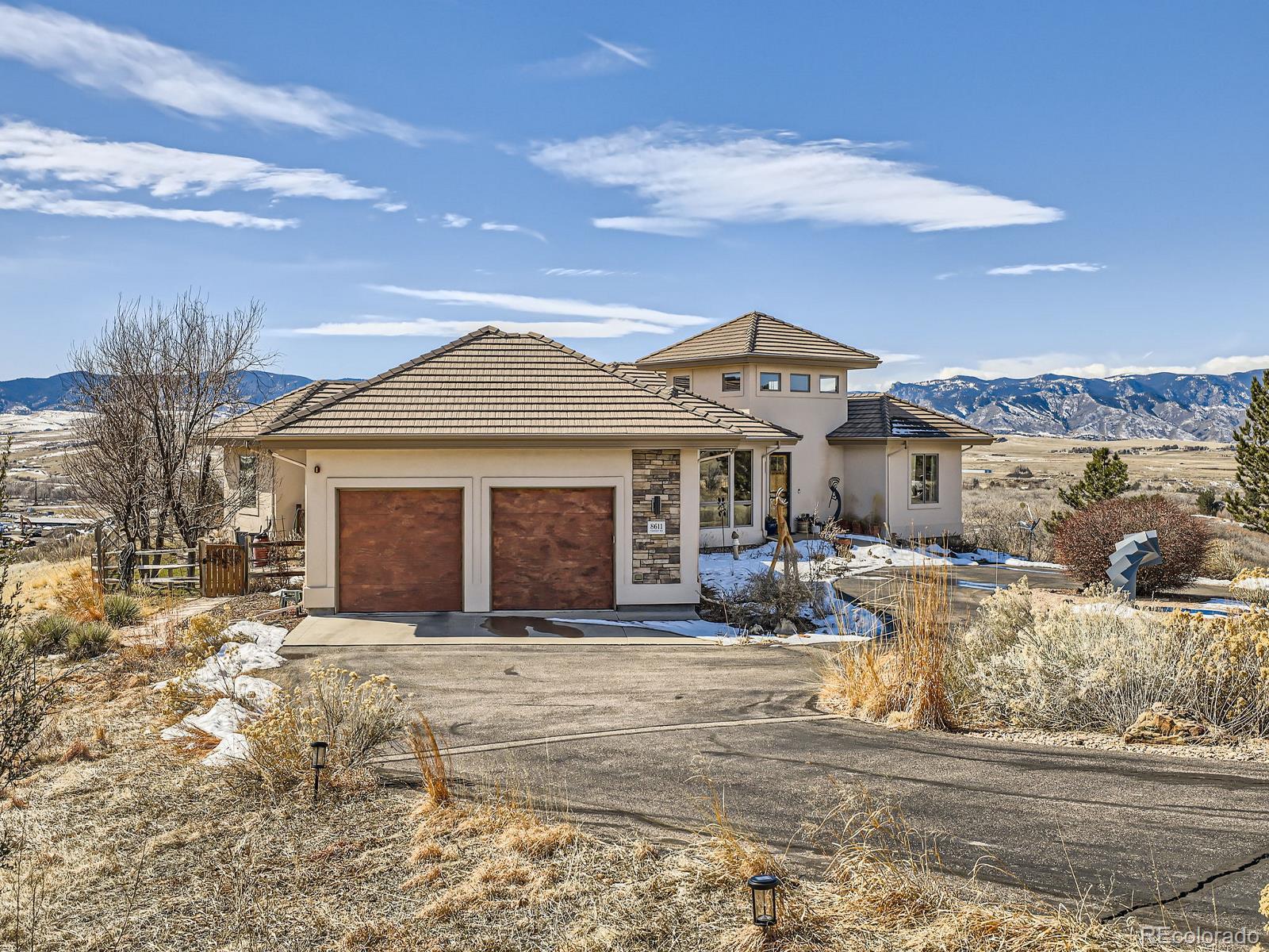 8611 Coachlight Way