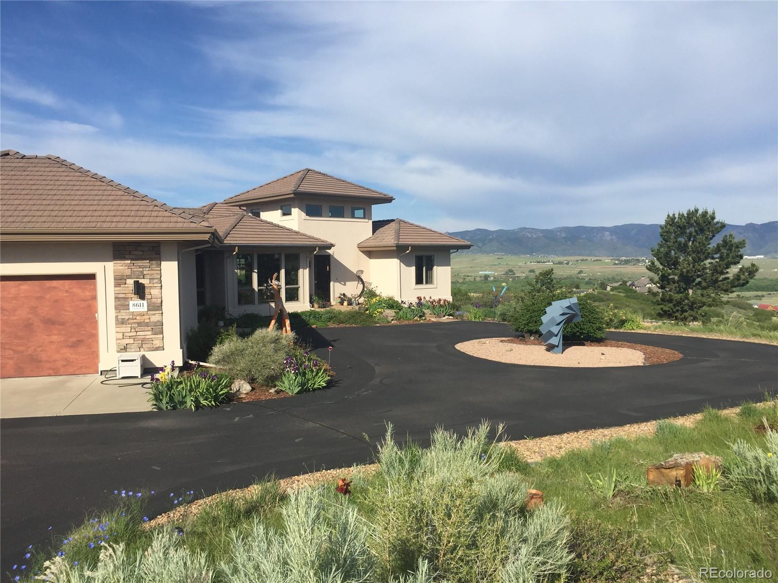8611 Coachlight Way