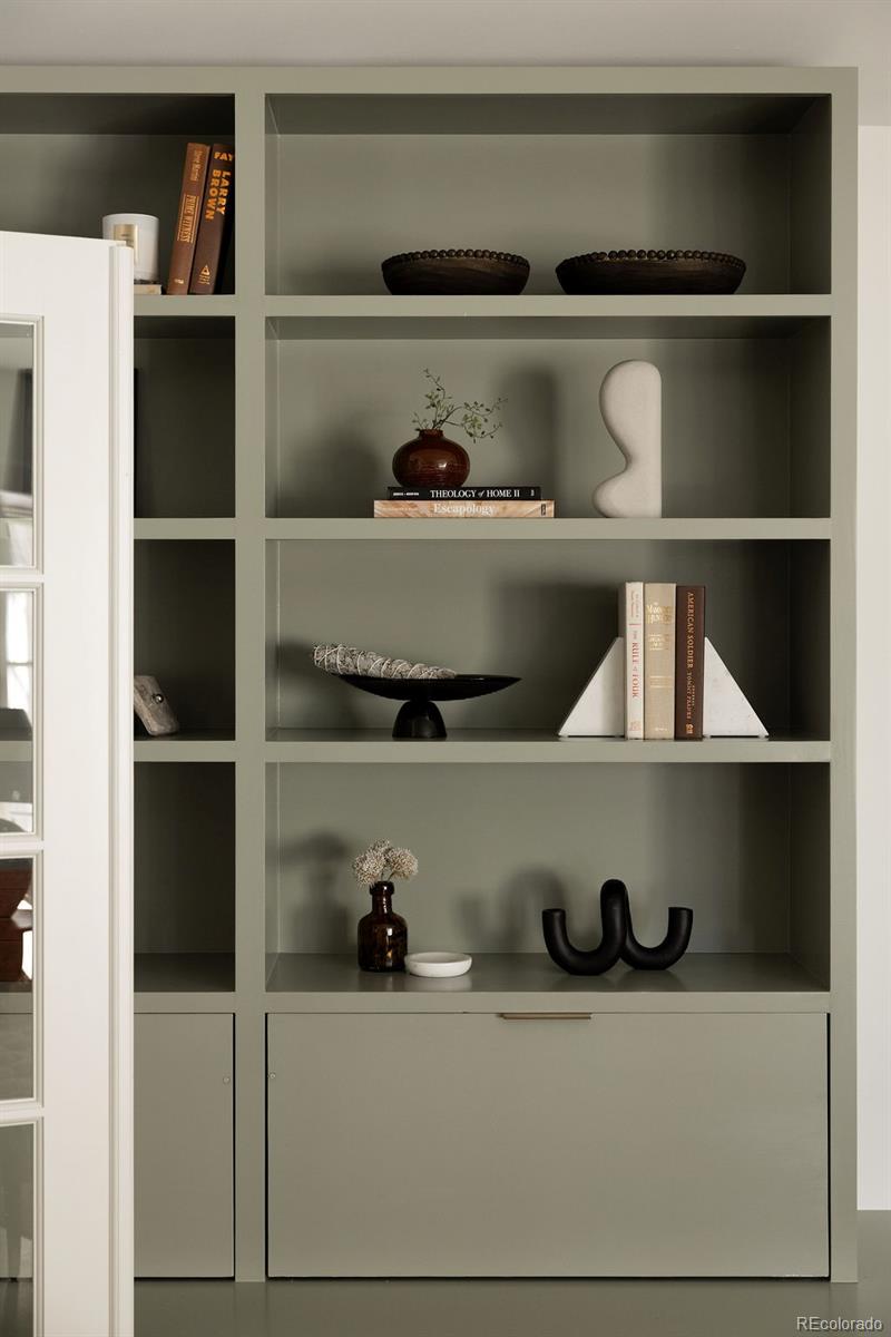 5151 W Wagon Trail Road