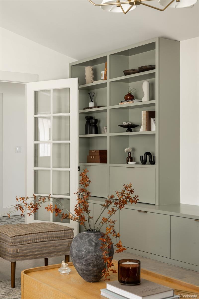 5151 W Wagon Trail Road