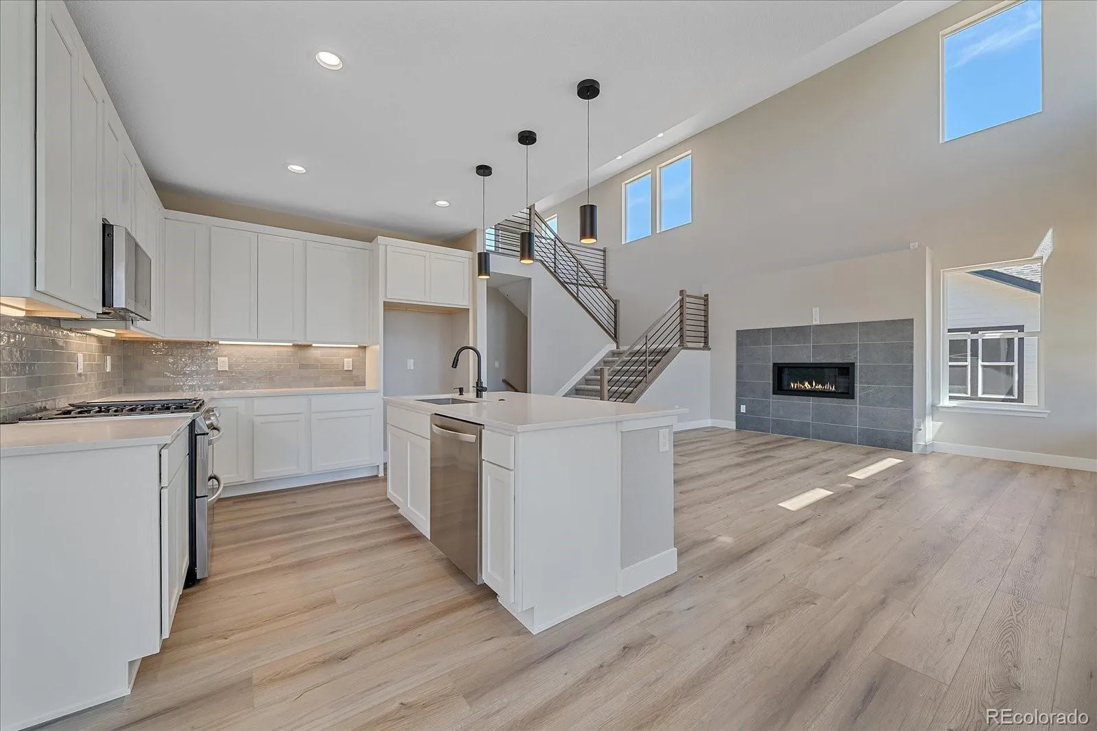 Firestone, Colorado 80504, United States, 4 Bedrooms Bedrooms, ,3 BathroomsBathrooms,Residential,Active,119006