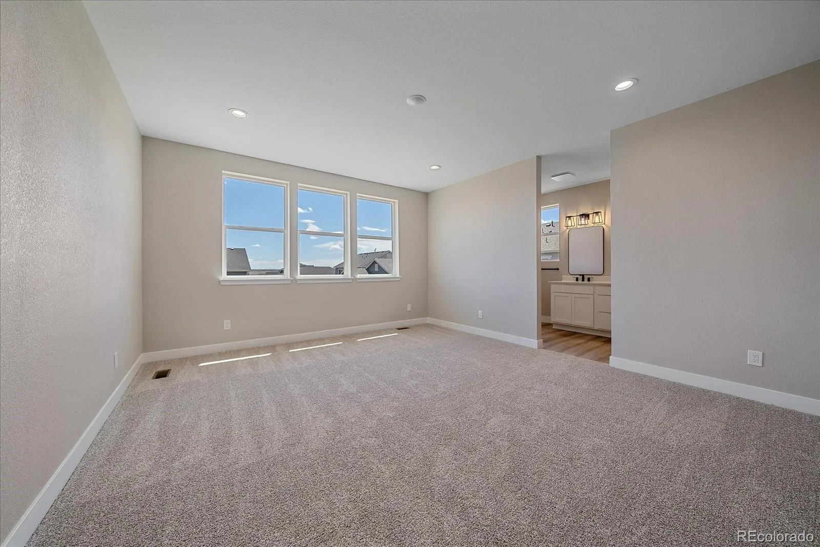 Firestone, Colorado 80504, United States, 4 Bedrooms Bedrooms, ,3 BathroomsBathrooms,Residential,Active,119006