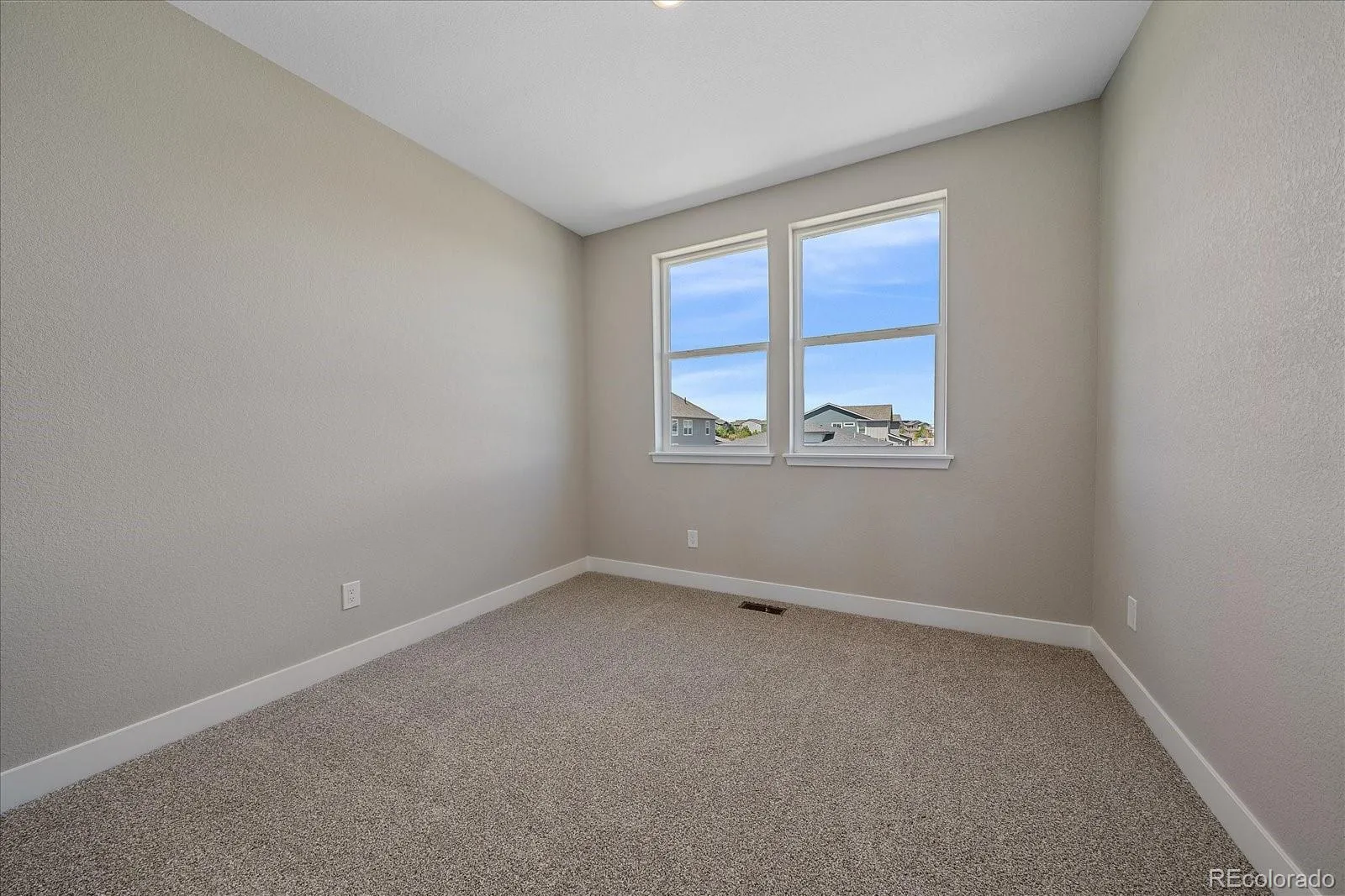 Firestone, Colorado 80504, United States, 4 Bedrooms Bedrooms, ,3 BathroomsBathrooms,Residential,Active,119006