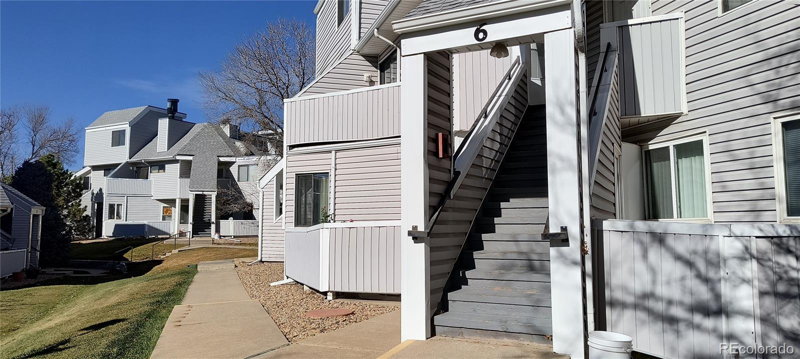 8701 Huron Street 6-106