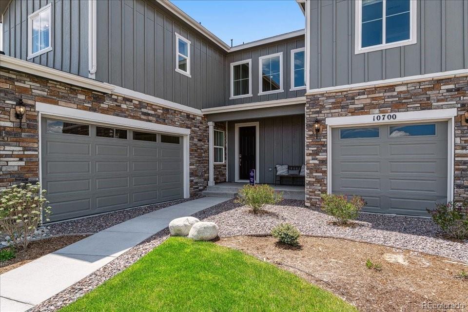 10700 Hanging Lake Place