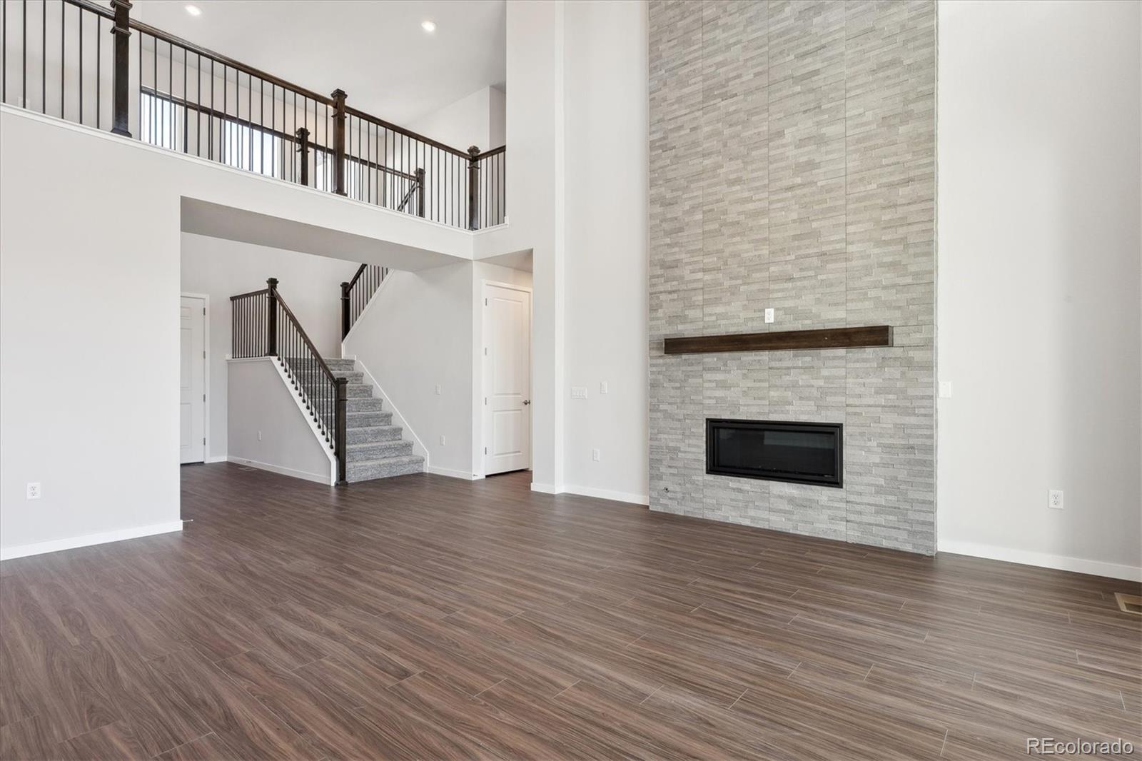 10700 Hanging Lake Place