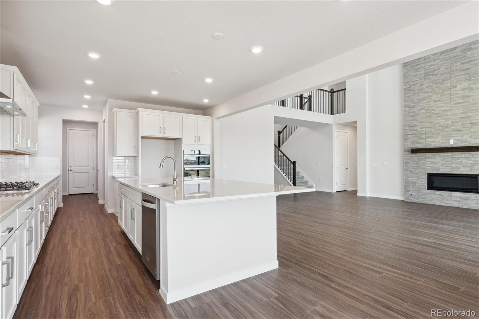 10700 Hanging Lake Place