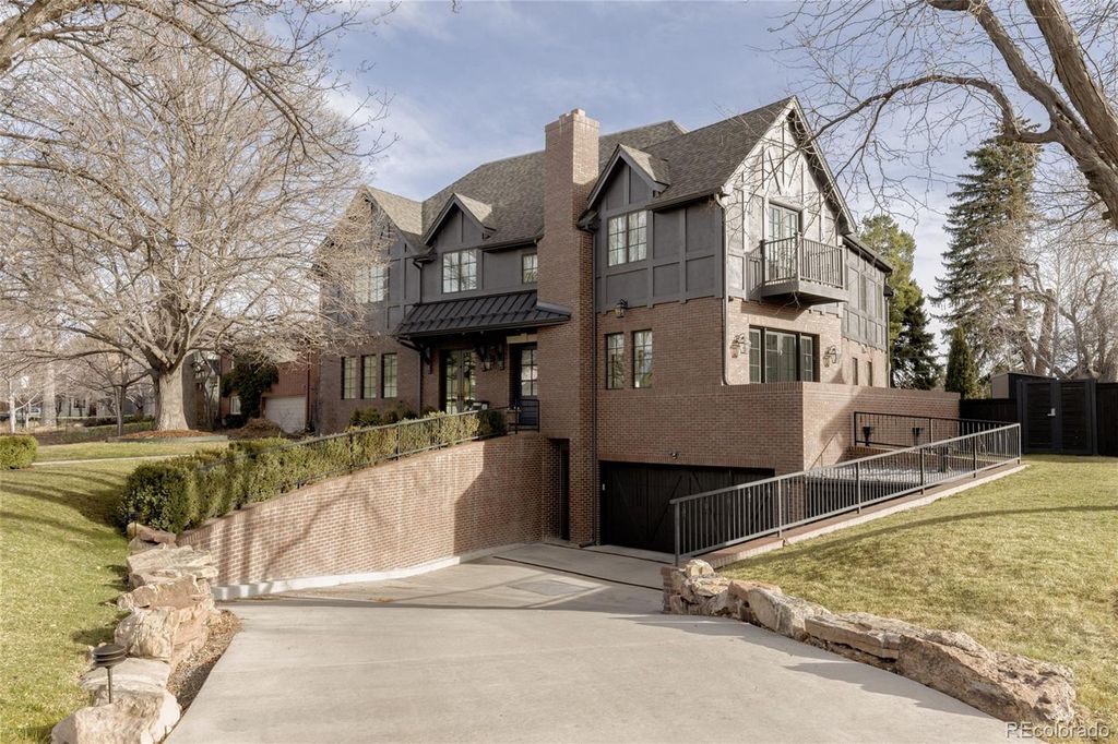 Photo of 105 Southmoor Drive, Denver, CO 80220 (MLS # 5081651)