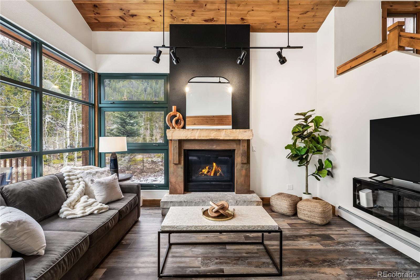 225 Alpen Rose Place 8708