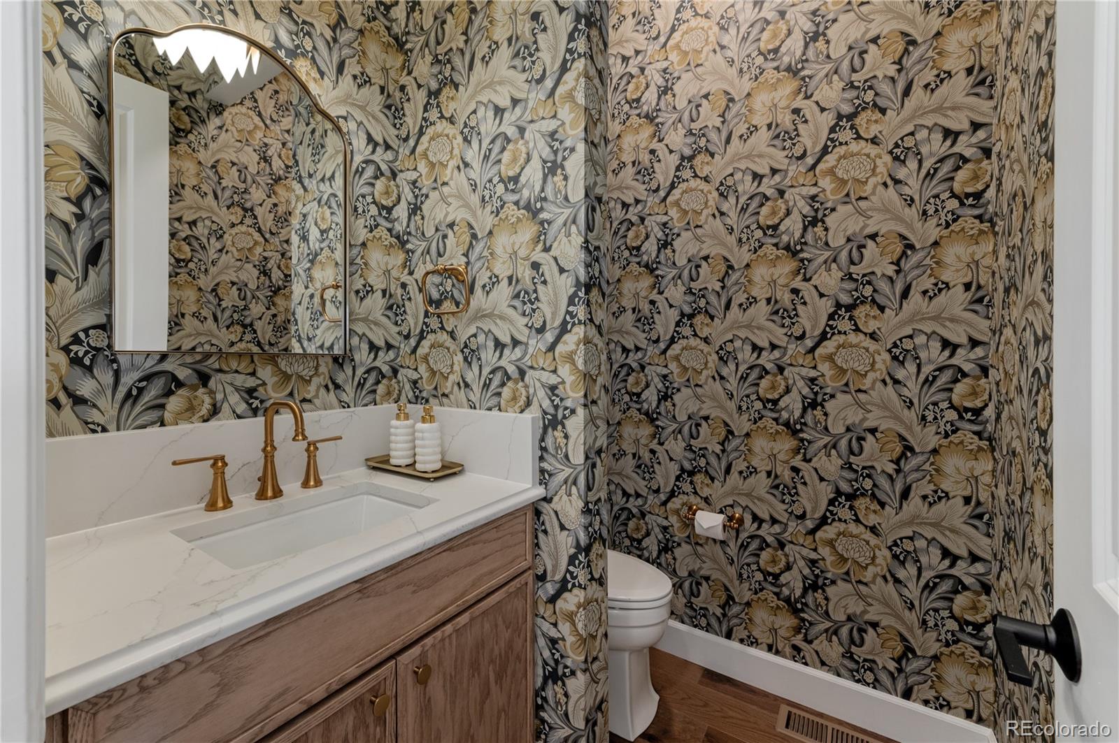 8751 Geyser Peak Way