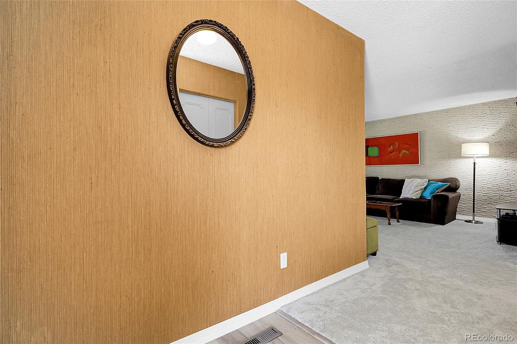 Photo of 6945 S Ulster Circle, Englewood, CO 80112 (MLS # 3675726)