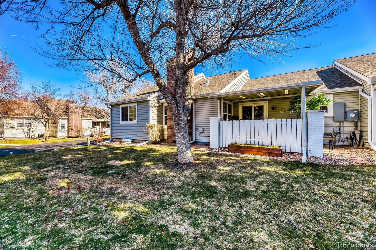 2824 S Heather Gardens Way B