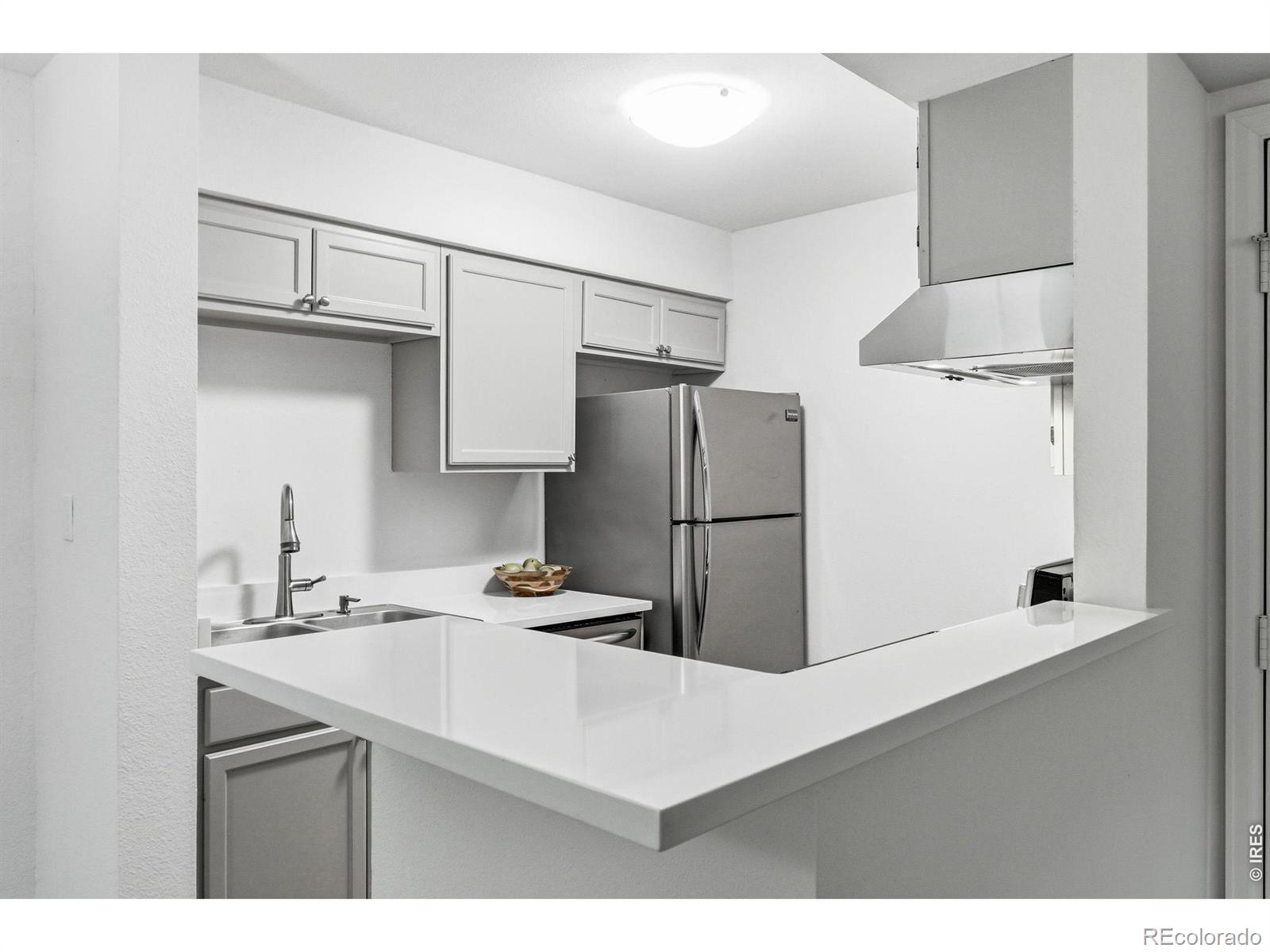 4658 White Rock Circle #7