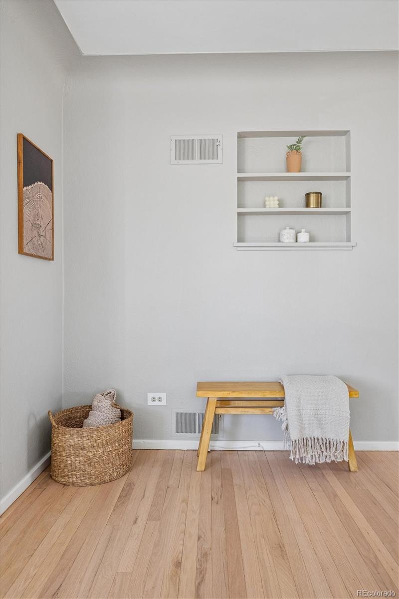 3336 S Marion Street