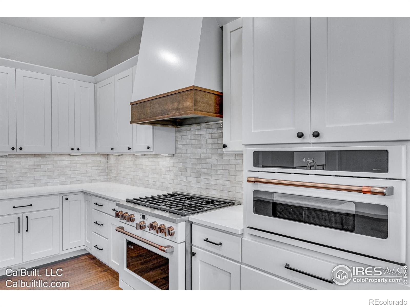 1233 Eliza Avenue