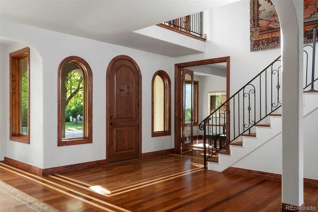 Photo of 1026 S Cook Street, Denver, CO 80209 (MLS # 5205730)