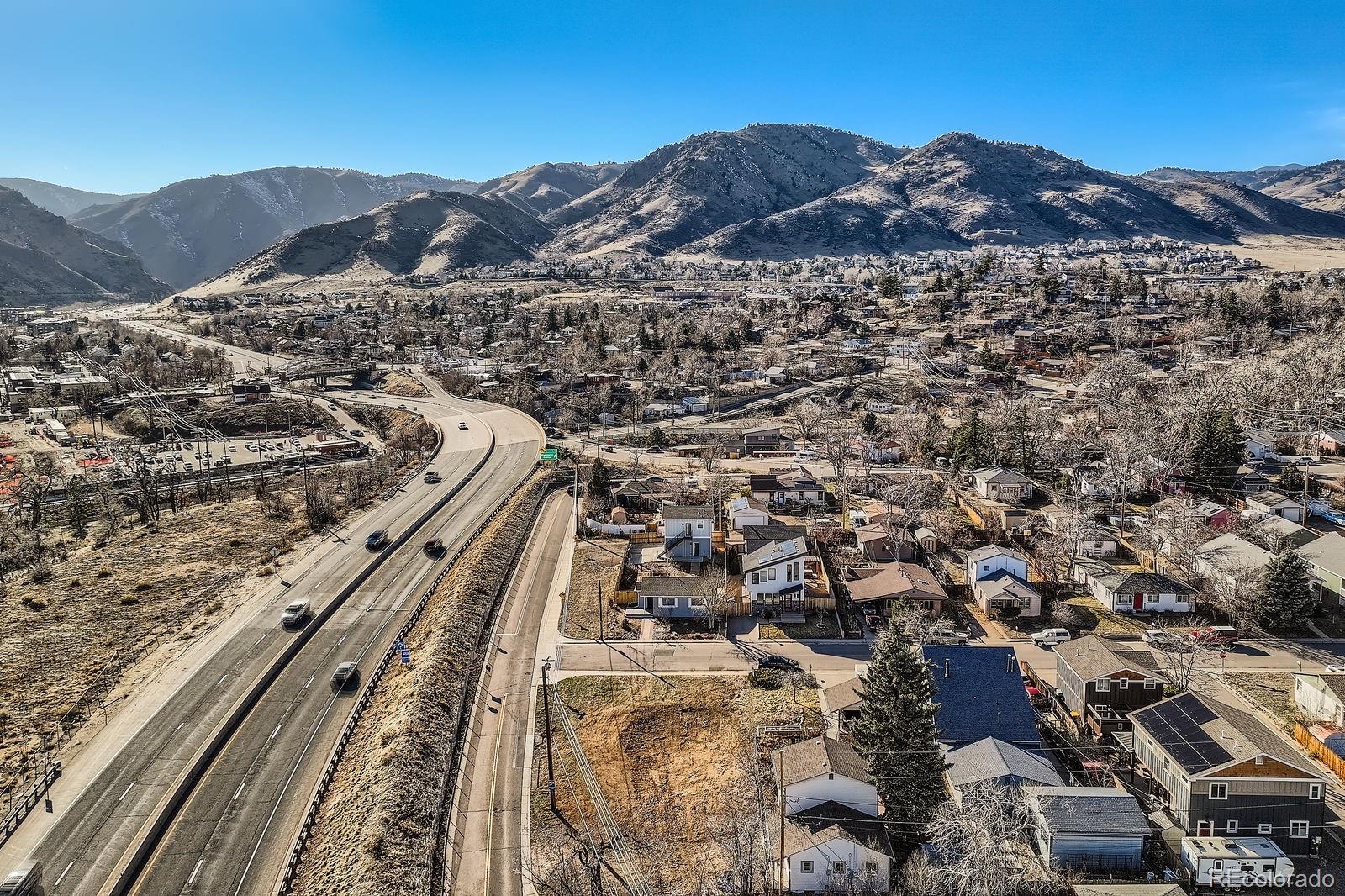 317 Sunshine Parkway