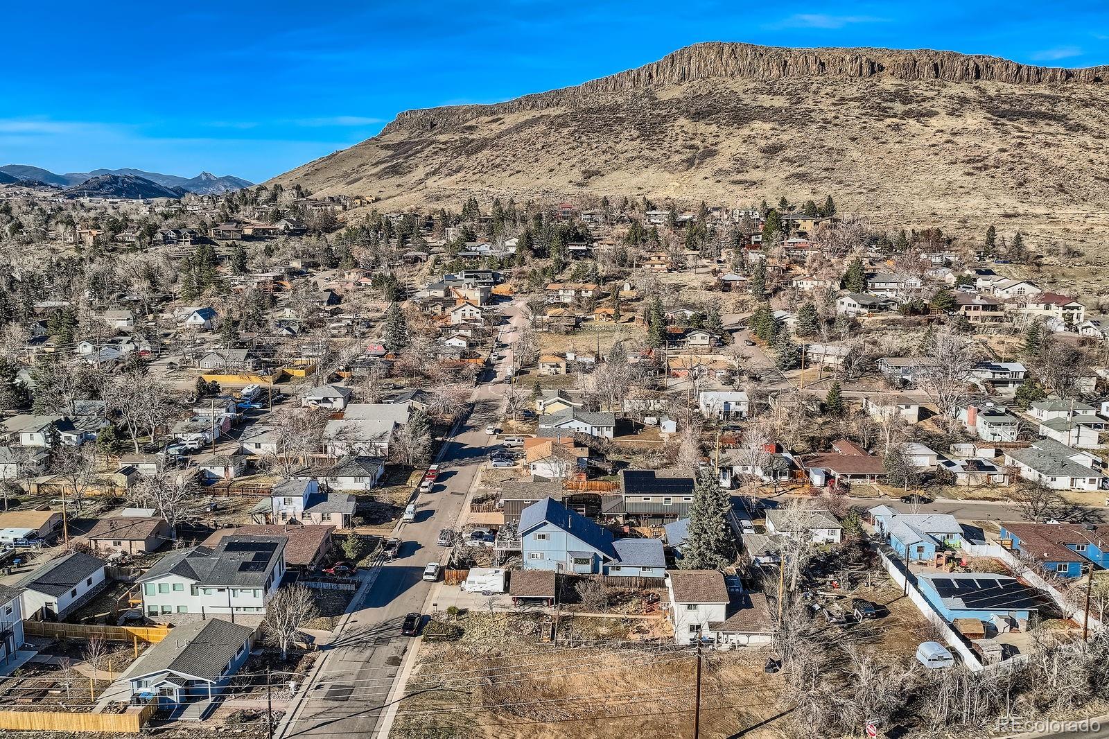 317 Sunshine Parkway