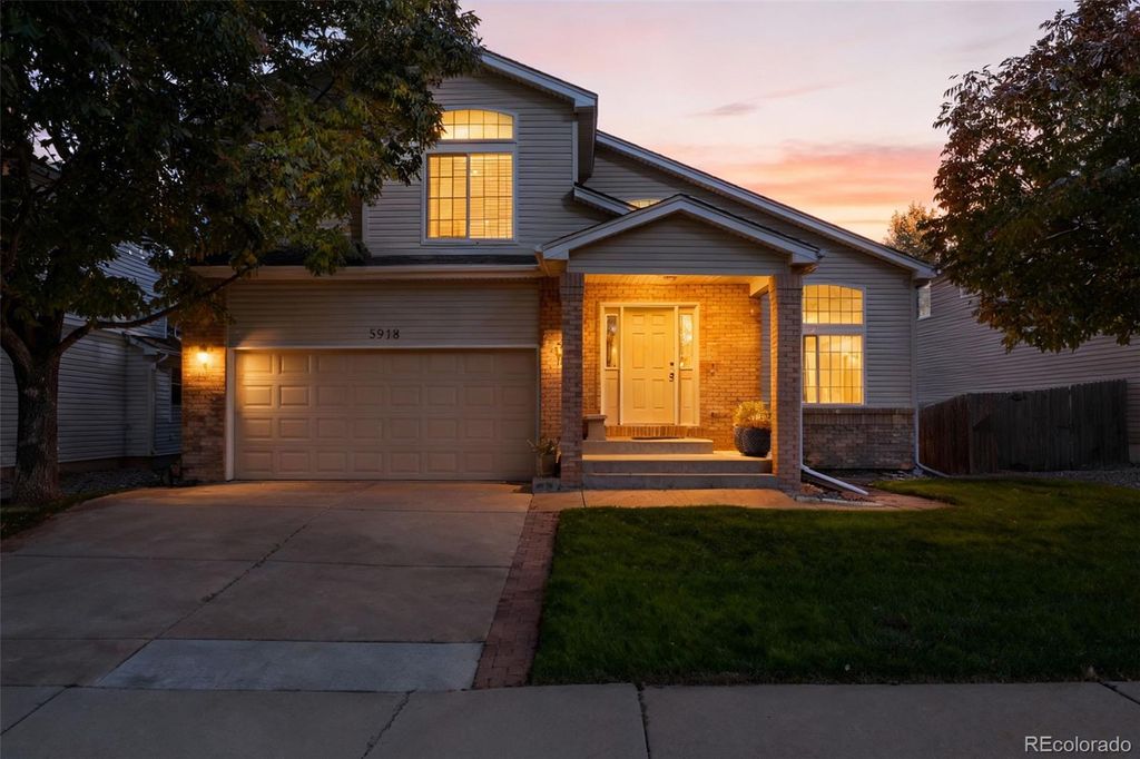 Photo of 5918 Dunraven Way, Golden, CO 80403 (MLS # 6460230)