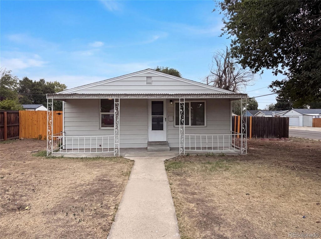 Photo of 1298 S Perry Street, Denver, CO 80219 (MLS # 9494849)