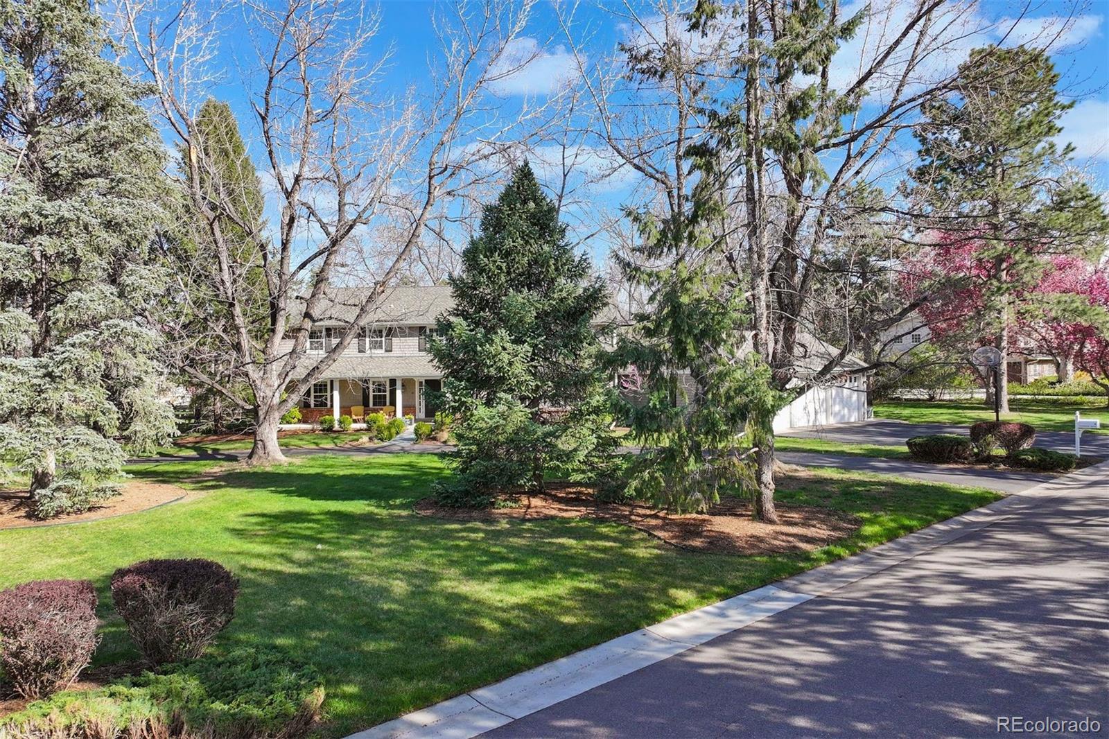 4 Brookside Drive