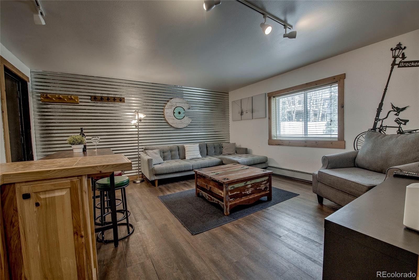 214 S Harris Street 106