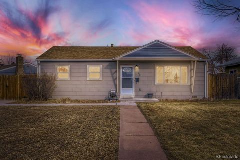 Photo of 740 Newark Street, Aurora, CO 80010 (MLS # 3869345)