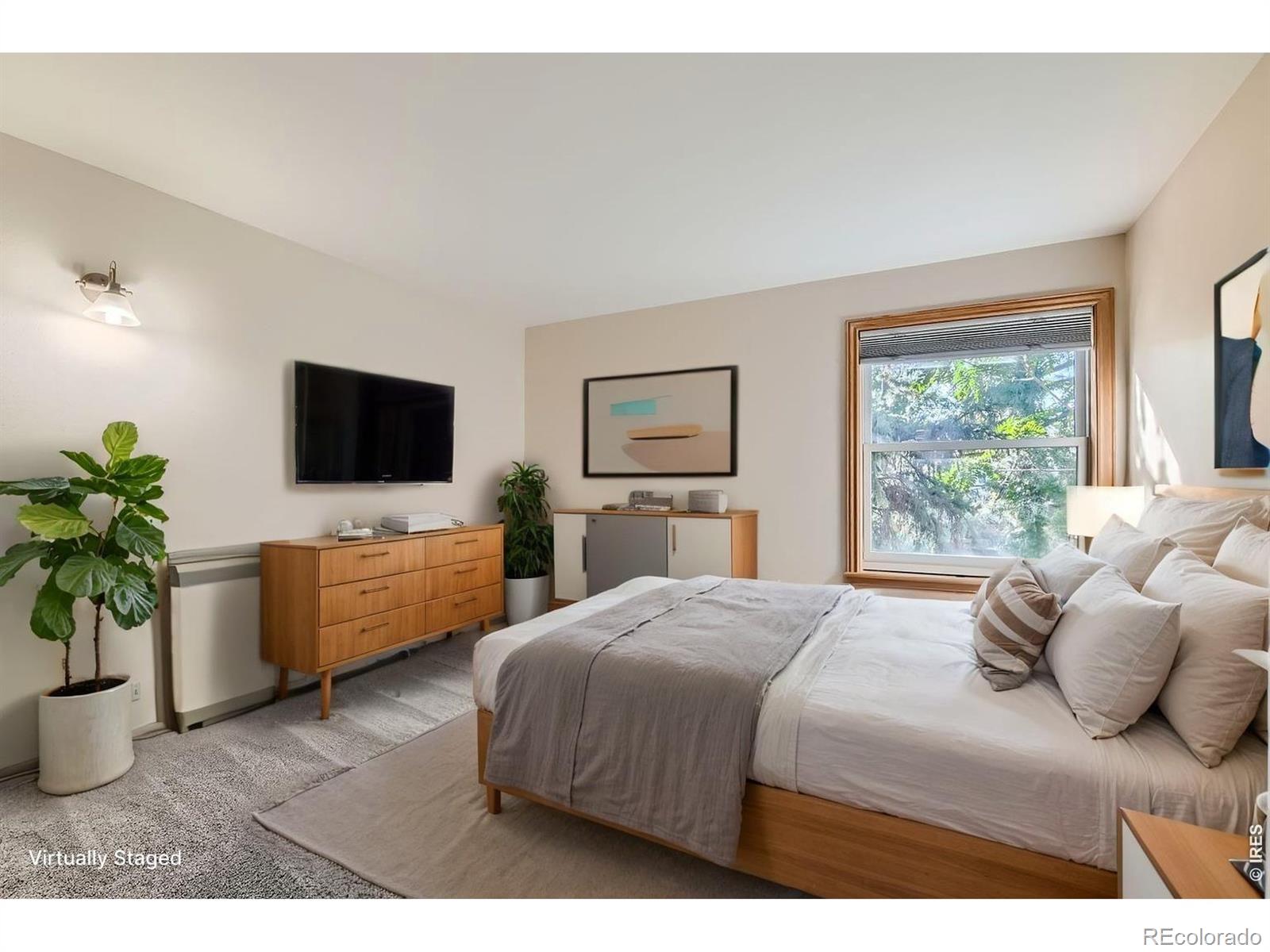 2227 Canyon Boulevard 253