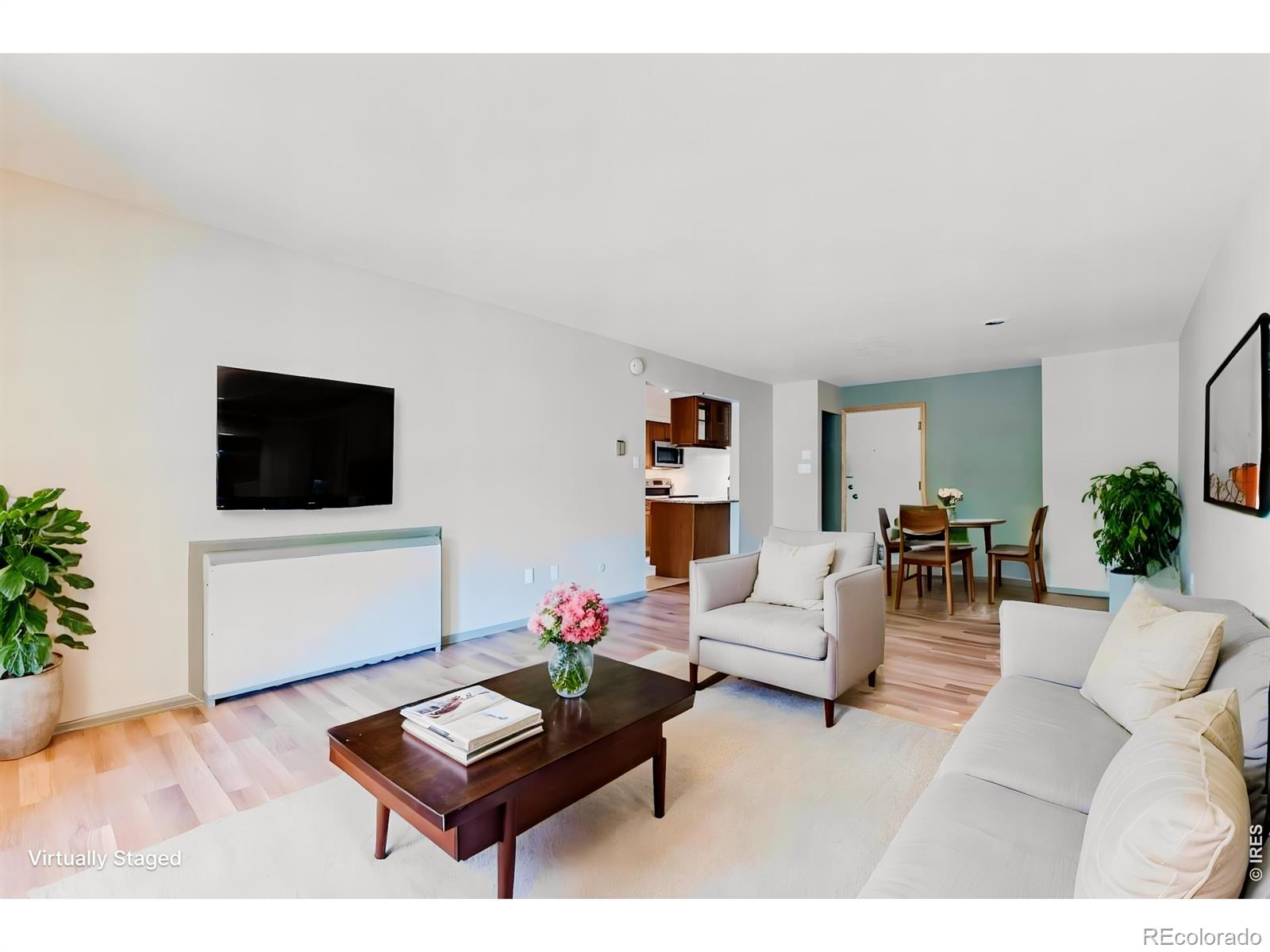 2227 Canyon Boulevard 253