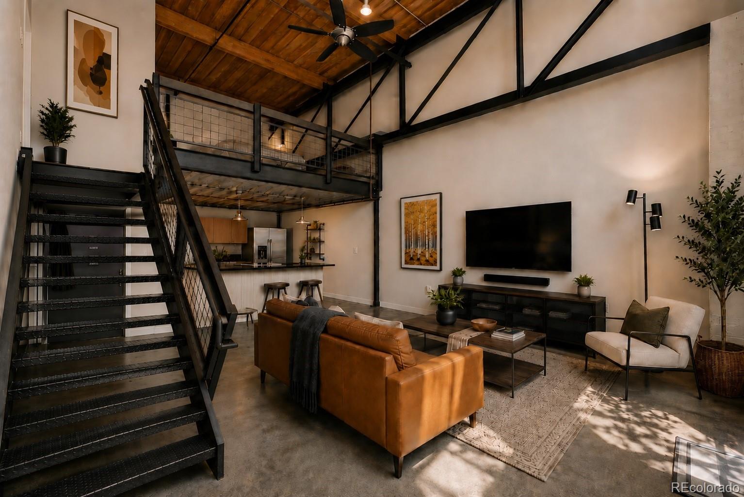 1111 Osage Street 16