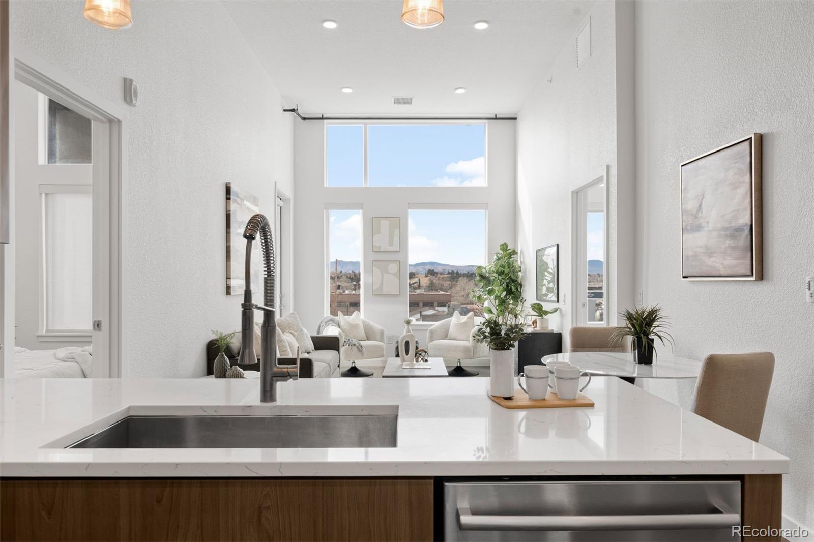1616 S Broadway 300