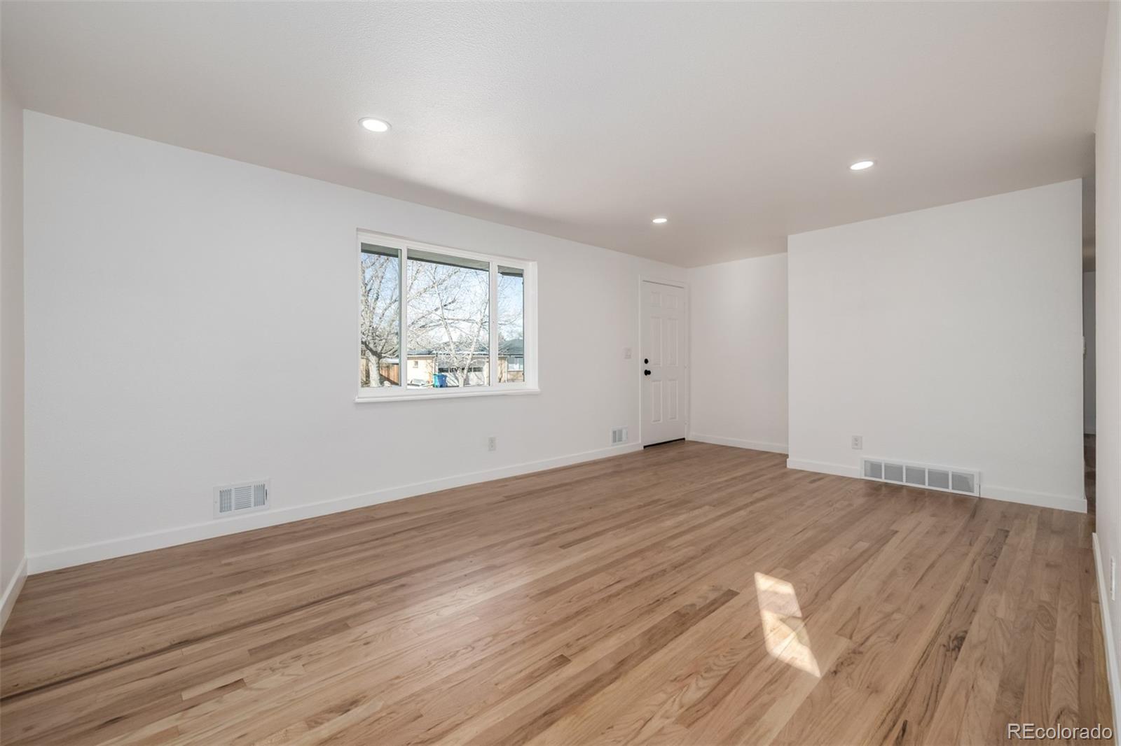 6532 S Sherman Street, Centennial, CO, 80121 4 6532 S Sherman Street