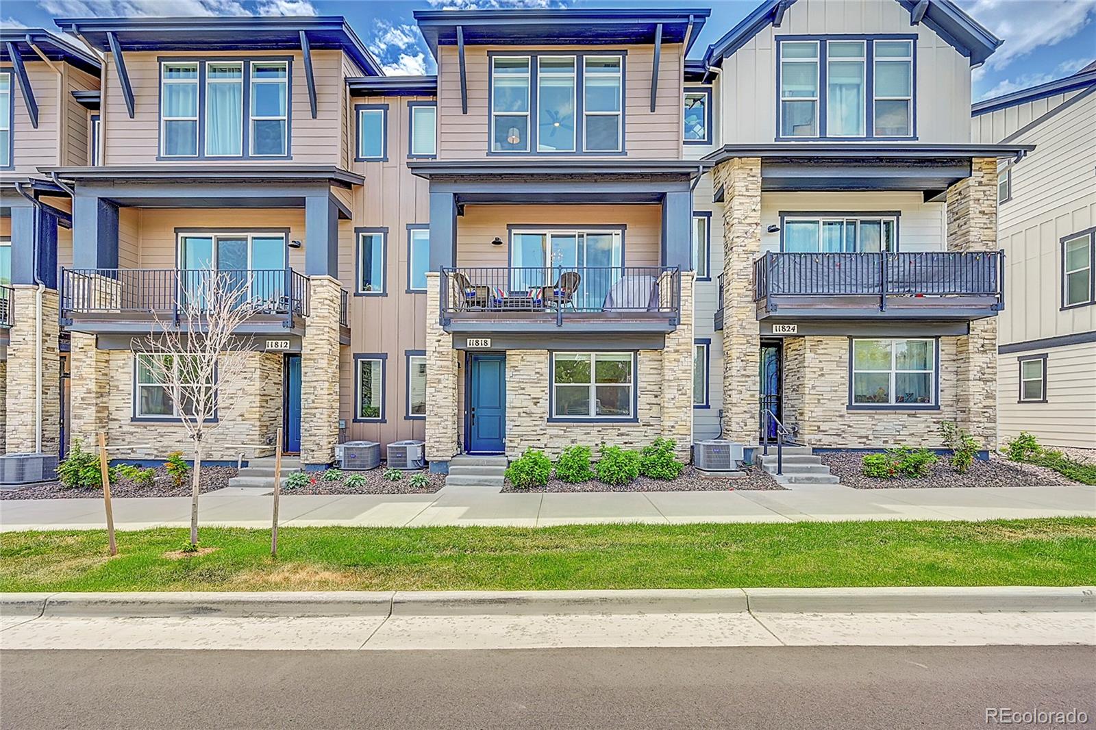 View Wheat Ridge, CO 80033 townhome