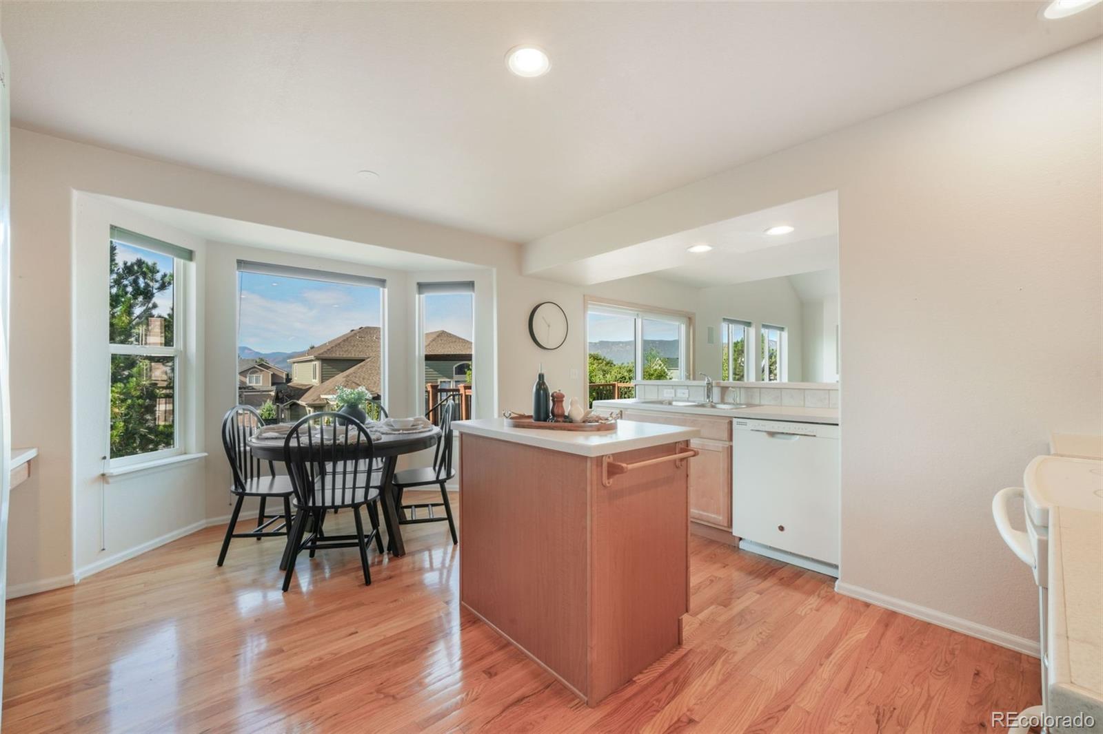 324 Fox Run Circle