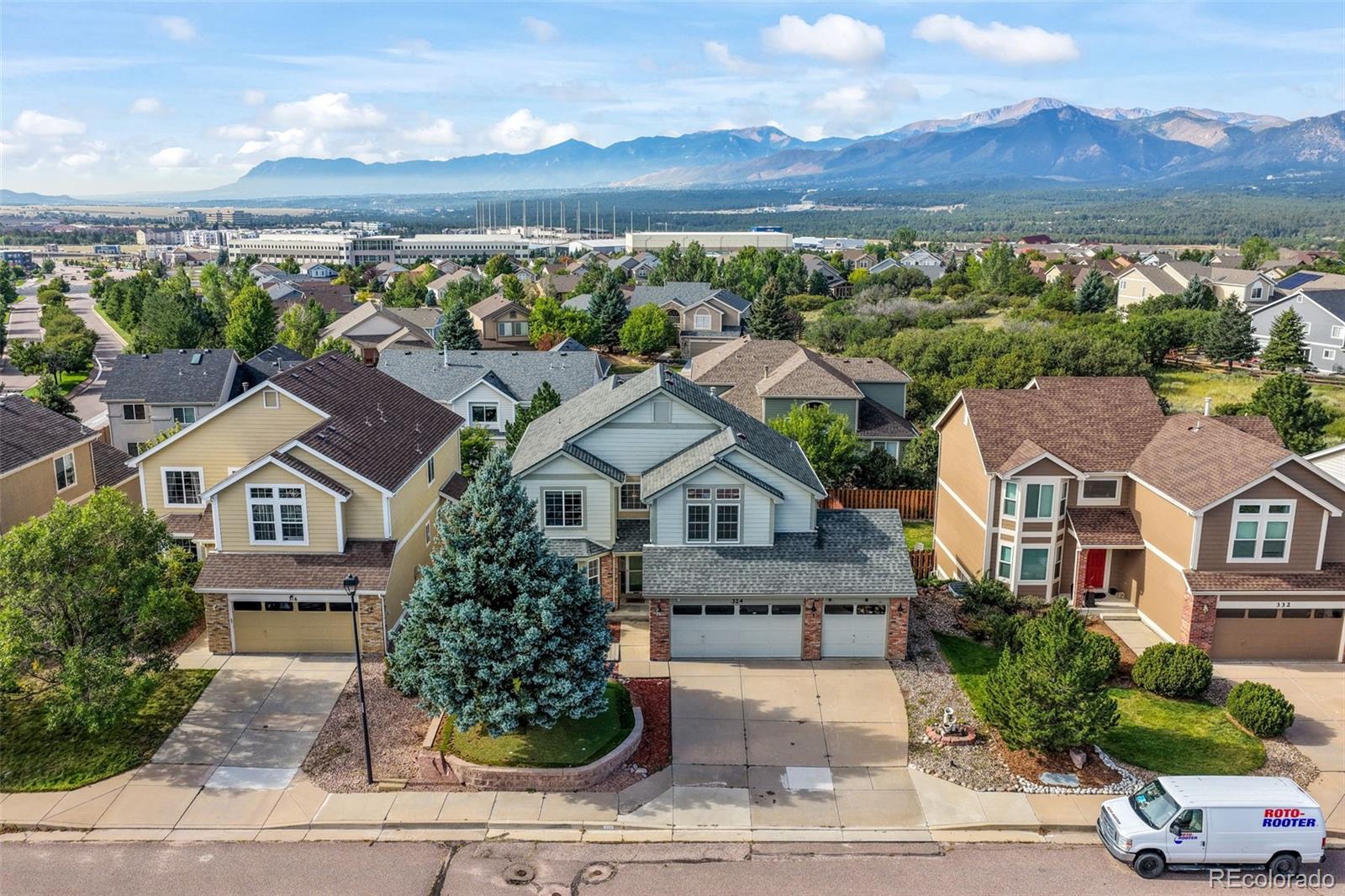 324 Fox Run Circle