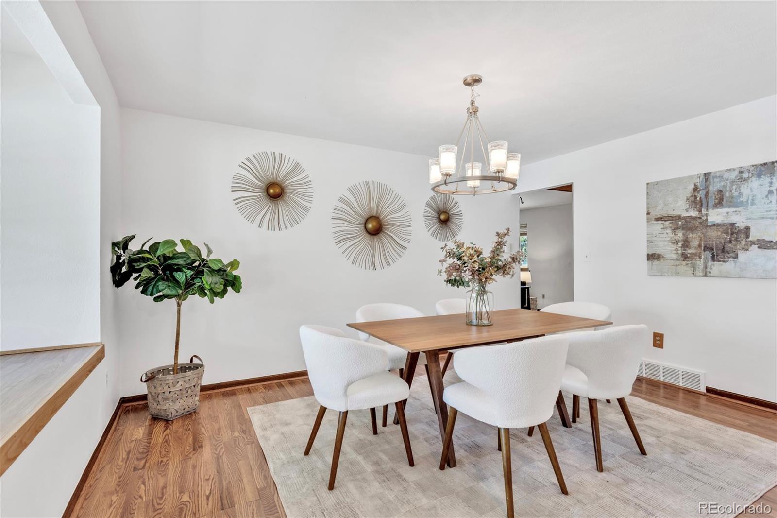 3894 E Long Place