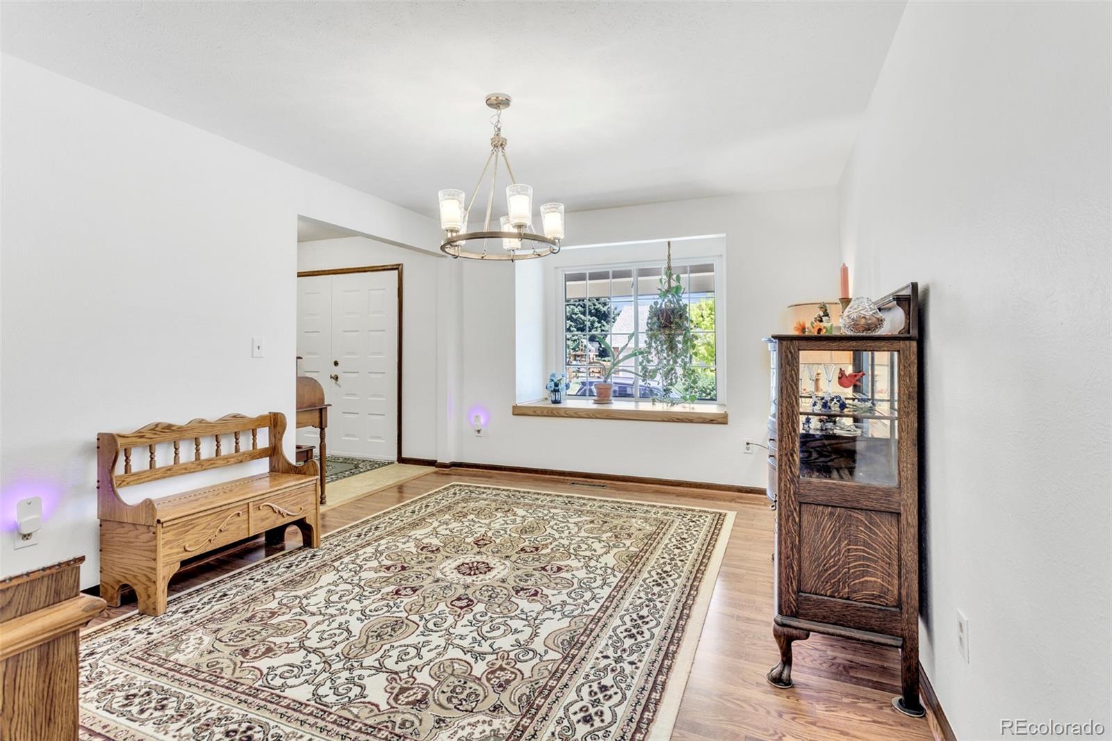 3894 E Long Place