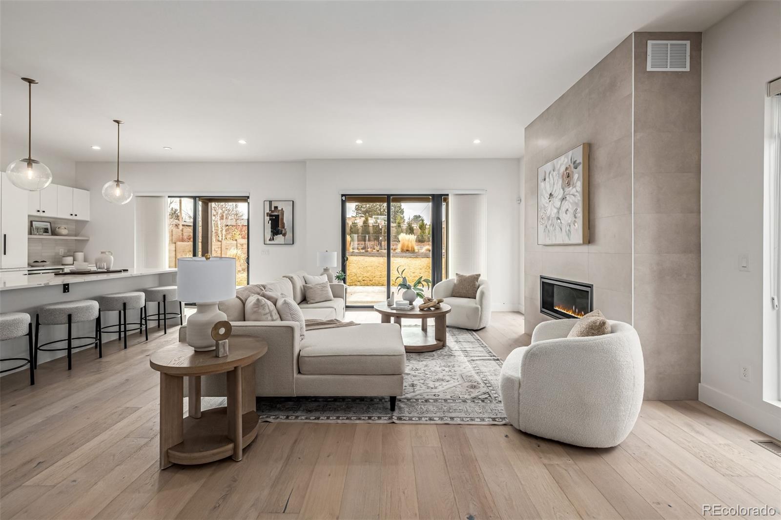 5904 W 37th Place Place