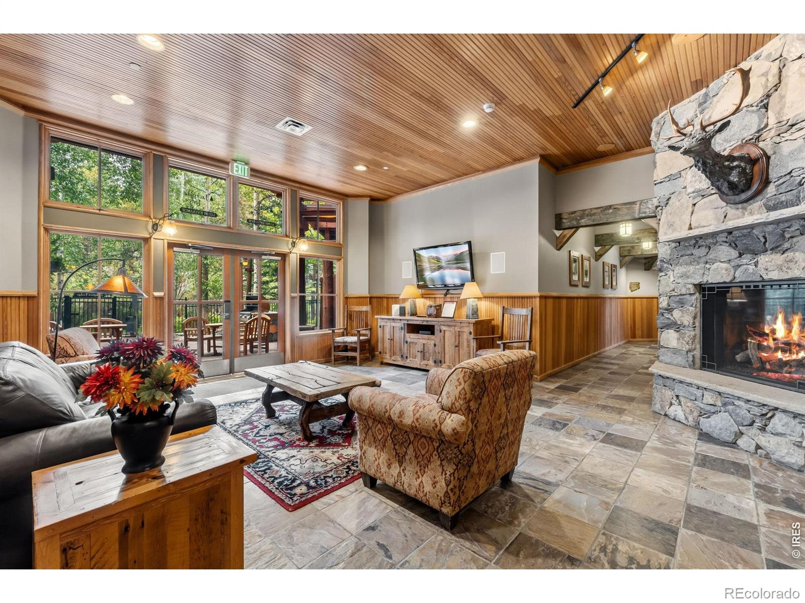 195 River Run Road 8006