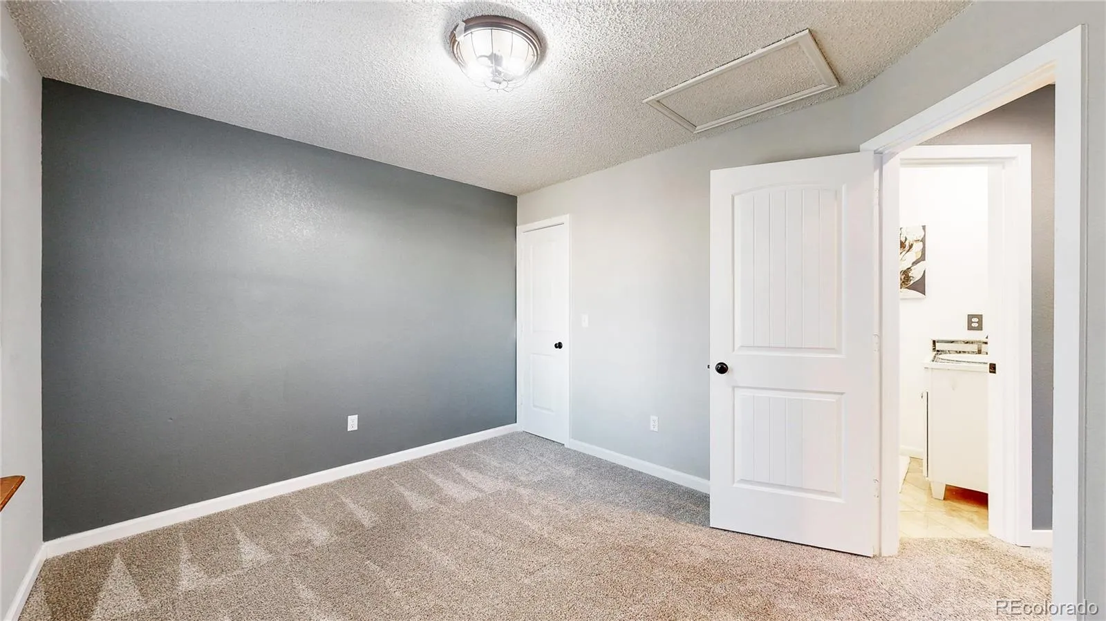 Broomfield, Colorado 80020, United States, 4 Bedrooms Bedrooms, ,3 BathroomsBathrooms,Residential,Pending,82248