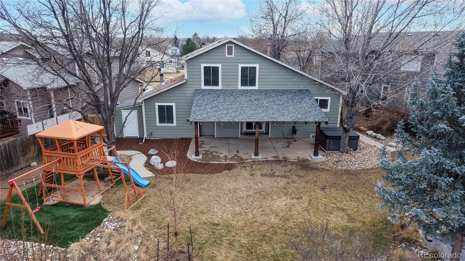 Broomfield, Colorado 80020, United States, 4 Bedrooms Bedrooms, ,3 BathroomsBathrooms,Residential,Pending,82248