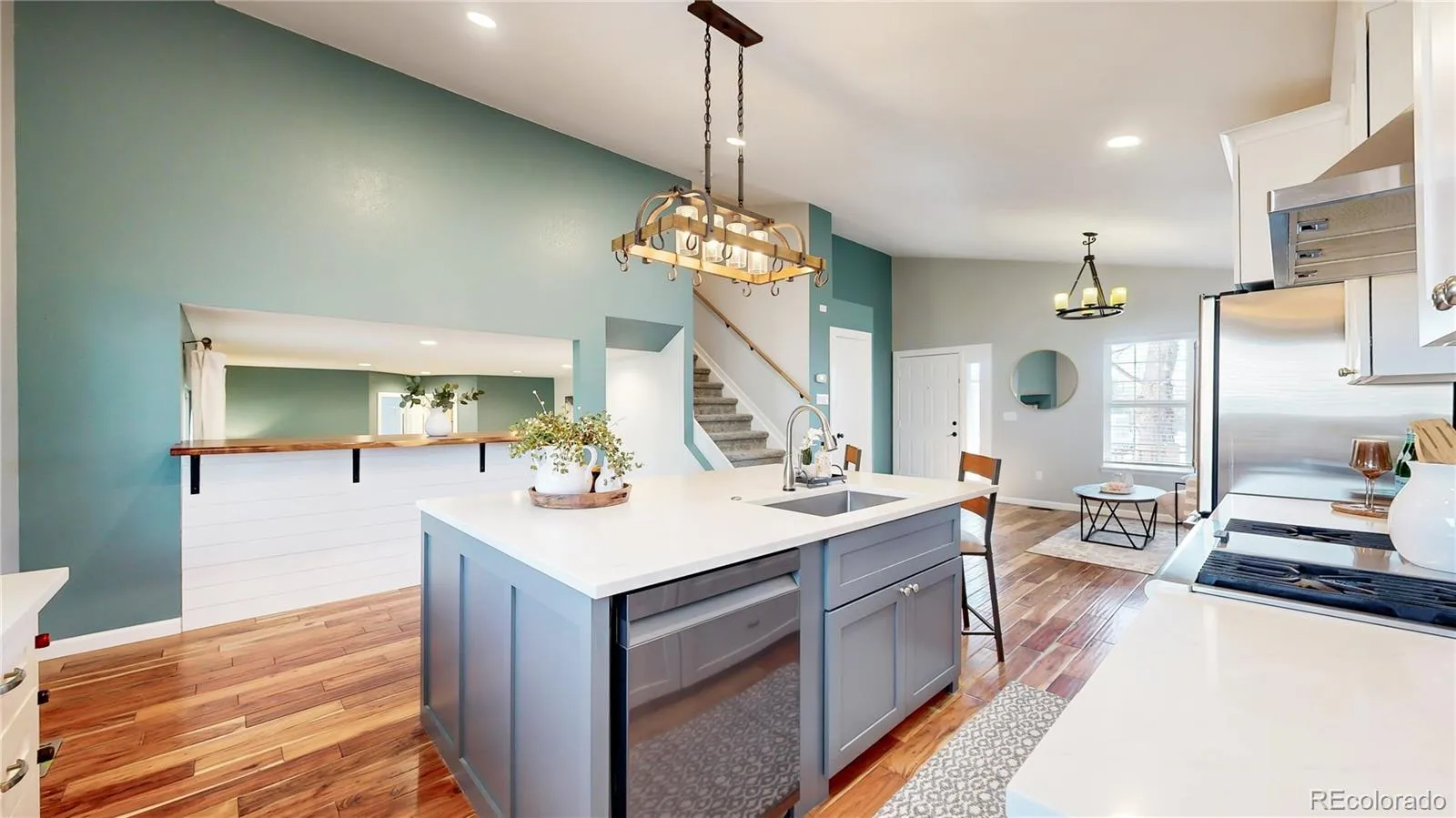 Broomfield, Colorado 80020, United States, 4 Bedrooms Bedrooms, ,3 BathroomsBathrooms,Residential,Pending,82248