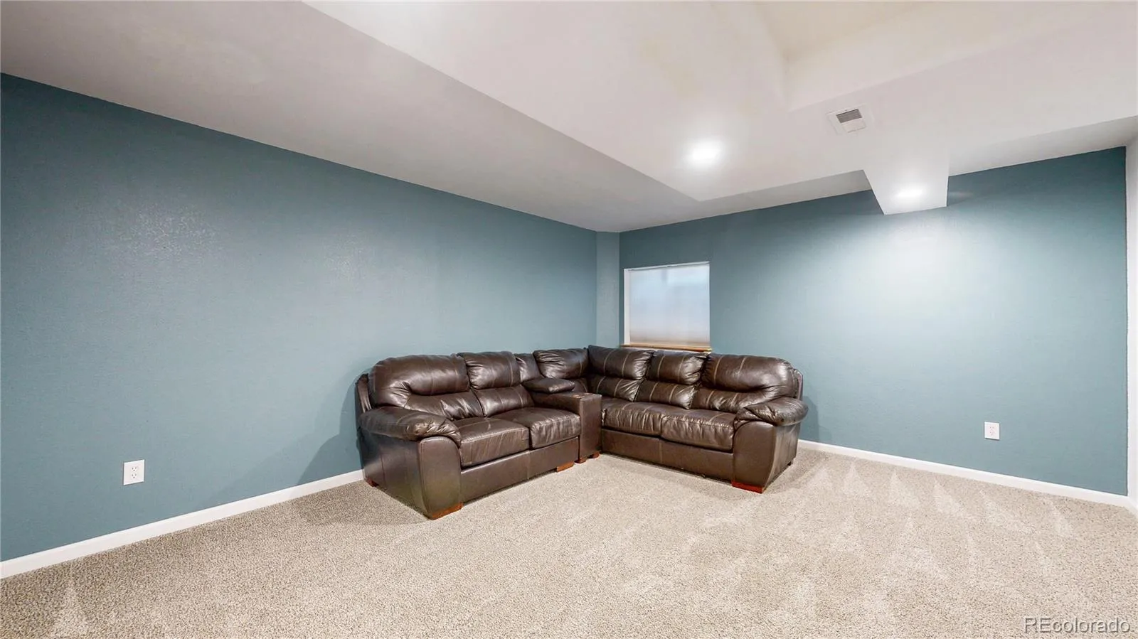 Broomfield, Colorado 80020, United States, 4 Bedrooms Bedrooms, ,3 BathroomsBathrooms,Residential,Pending,82248