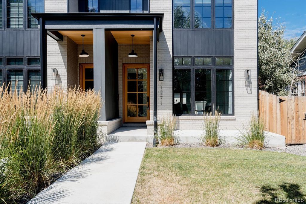 Photo of 1271 Garfield Street, Denver, CO 80206 (MLS # 8582561)
