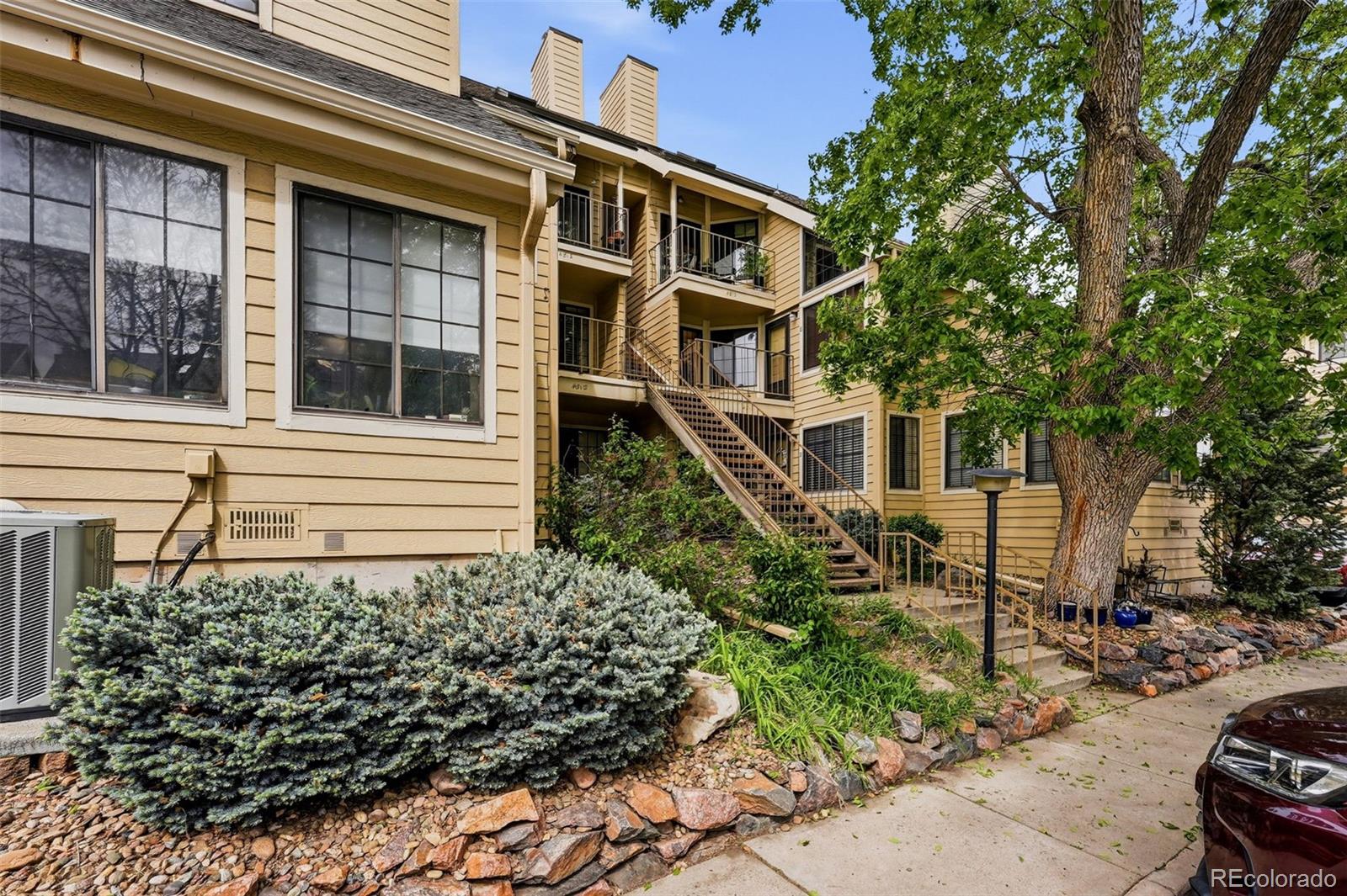 4812 E Kentucky Avenue F