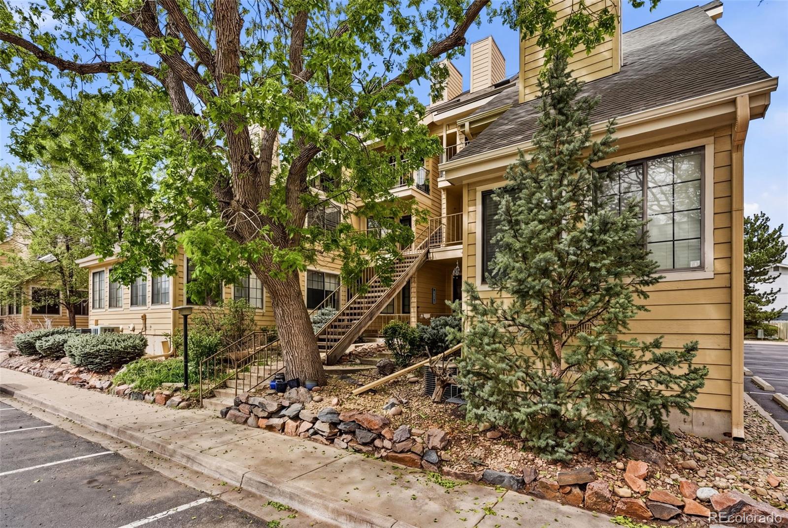 4812 E Kentucky Avenue F